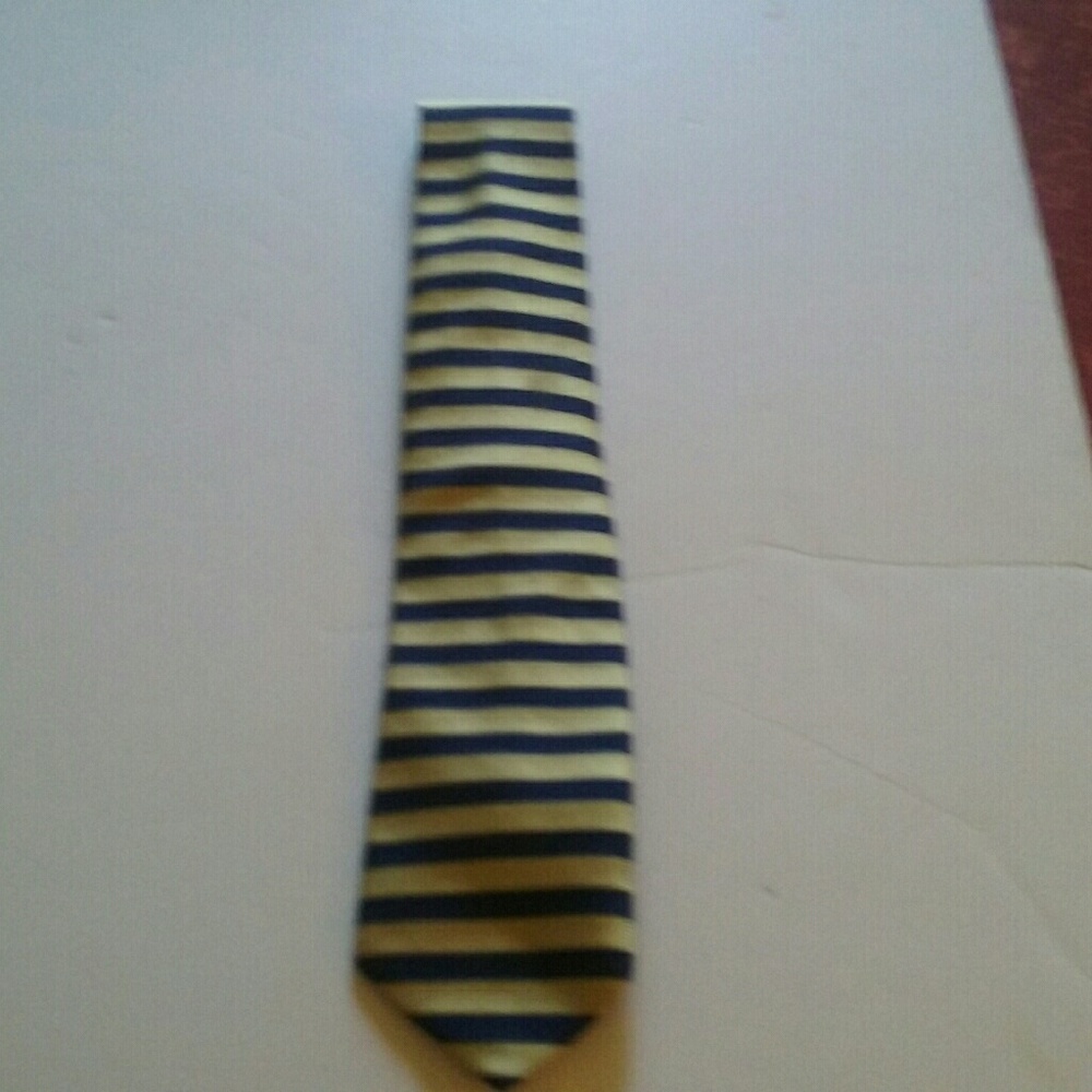 Tommy Hilfiger 100% Silk Men's Tie